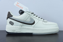 Tênis Nike Air Force 1 Low '07 Dice God White - comprar online