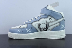 Tênis Nike Air Force 1 Mid '07 KAWS x Nike Blue na internet