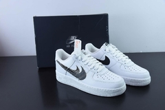 Tênis Nike Air Force 1 Low '07 Spray Paint Swoosh White Black Grey