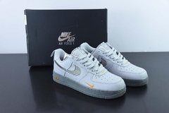 Tênis Nike Air Force 1 Low Wolf Grey Kumquat