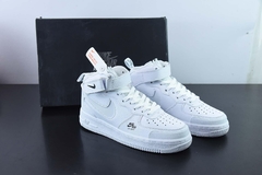 Tênis Nike Air Force 1 '07 Mid White Premium