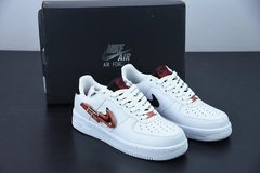Tênis Nike Air Force 1 Low Carabiner Swoosh Red