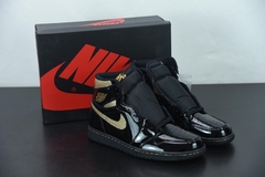 Tênis Jordan 1 Retro High Black Metallic Gold