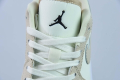 Tênis Jordan 1 Low SE Sail Rattan - Loja Princípios