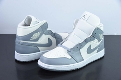 Tênis Jordan 1 Mid Stealth