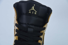 Tênis Jordan 1 Mid SE Metallic Gold Black - loja online