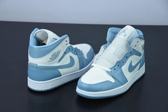 Imagem do Tênis Jordan 1 Mid UNC