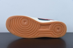 Tênis Nike Air Force 1 Low
