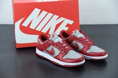 Tênis Nike Dunk Low Retro Medium Grey Varsity Red UNLV