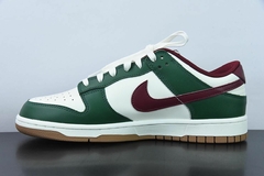 Tênis Nike Dunk Low Gorge Green na internet