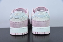 Imagem do Tênis Nike Dunk Low LX Pink Foam