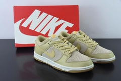 Tênis Nike Dunk Low Khaki Suede Gum