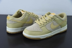 Tênis Nike Dunk Low Khaki Suede Gum