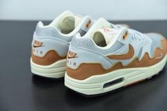 Imagem do Tênis Nike Air Max 1 Patta Waves Monarch