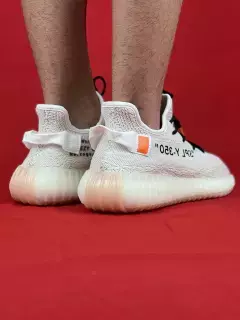 ADIDAS YEEZY BOOST 350 na internet