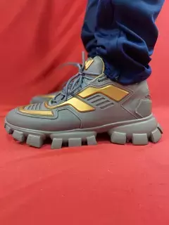 PRADA THUNDER