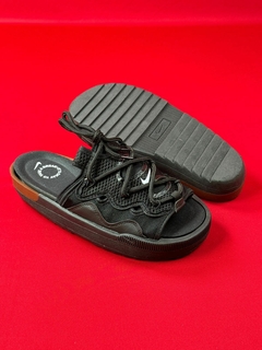 NIKE CHINELO SLIDE TODO PRETO MARROM