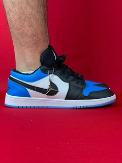 AIR JORDAN 1 LOW AZUL BRANCO E PRETO NACIONAL S