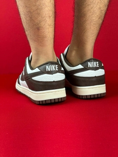 NIKE DUNK LOW CAFÉ BRANCO NACIONAL S na internet
