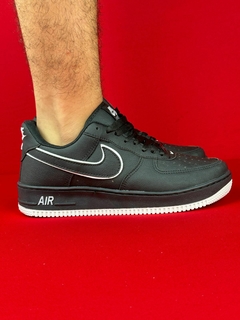 NIKE AIR FORCE 1 PRETO BRANCO NACIONAL S