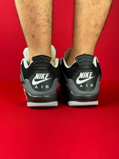 NIKE AIR JORDAN 4 CINZA PRETO NACIONAL S na internet