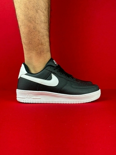 NIKE AIR FORCE 1 PRETO BRANCO NACIONAL S