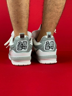 LOUIS VUITTON SKATE na internet