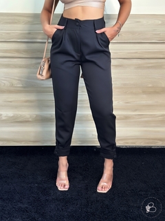 Calça Cenoura Alfaiataria