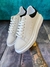 Alexander McQueen (branco/preto) na internet