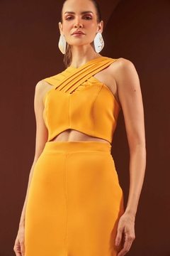CROPPED BRUNA