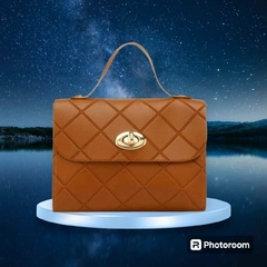 Mini Bolsa crossbody quadrada listrada feminina - Lojas Agape perfumes