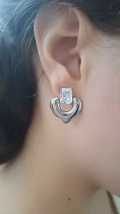 Brinco bijuteria com zircônia retangular - Biju Artes