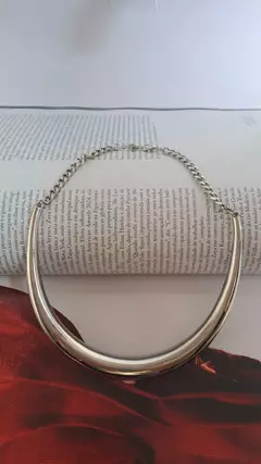 Colar bijuteria rígido liso