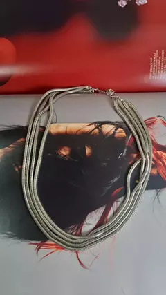Colar bijuteria 3 fios rabo de rato na internet