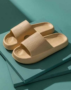 Chinelo Nuvem