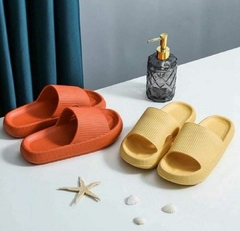 Chinelo Nuvem