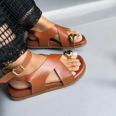 Imagem do SANDÁLIA PAPETE BOHO FIVELA ORGÂNICA MARROM