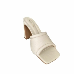 Tamanco Uzze Bico Quadrado Salto Vírgula Off White