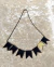 Colar Banderola Preta - comprar online