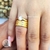 Par de Alianças Berlim Diamantada 8mm Com Banho 18K - comprar online