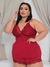 SHORT DOLL PLUS SIZE EM LIGANETE SEM BOJO COM RECORTES EM RENDA E DETALHES NAS COSTAS. PINGENTE E REGULADORES BANHADOS A OURO 24 QUILATES.