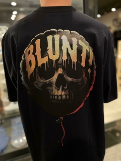 CAMISETA BLUNT PRETA REF:200638E