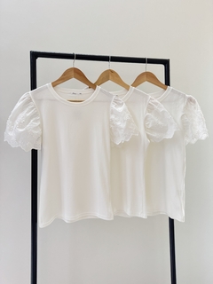 Blusa bordada - comprar online
