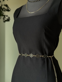 Cinto corrente dourado - comprar online