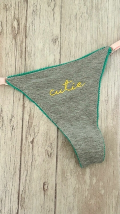 LESS CUTIE - comprar online