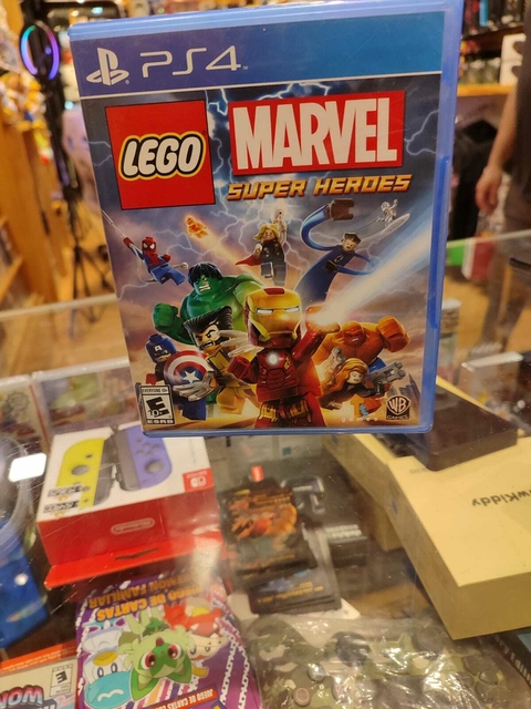 Lego Marvel Super Heroes PS4 (Fisico-Usado)