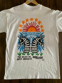 Remera oversize estampada Horizont