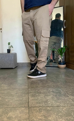 PANTALÓN CARGO MICHIGAN BEIGE - Pantaleon streetwear