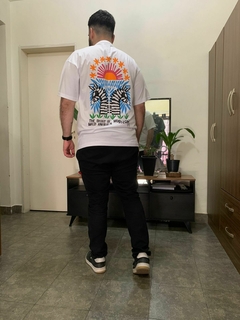 Remera oversize estampada Horizont - Pantaleon streetwear