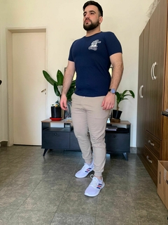 Remera clasica estampada conejito - comprar online